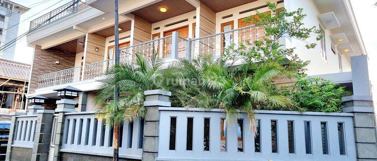 Rumah Mewah Lux 2.5 Lt Full Furnished Solo Kota 1