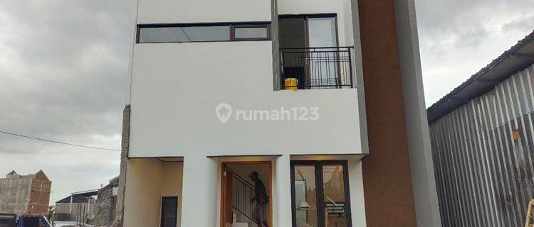 Rumah Readi Lingkungan Cluster Mewah Gumpang Kartasura 1