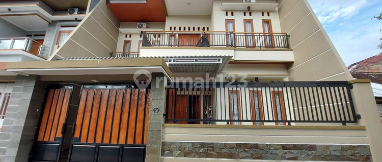 Rumah Modern 2Lt Include Furnish di Sumber Solo 1