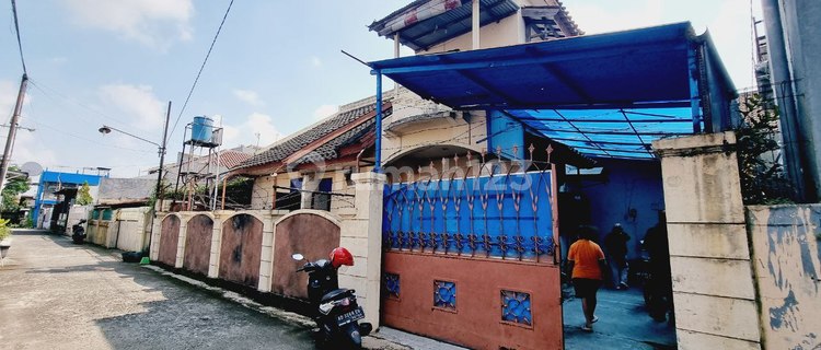 Rumah Bagus Luas Murah Strategis Tengah Kota Solo 1