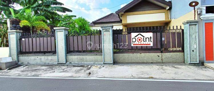 Rumah Nyaman Asri Strategis Dekat Gor Manahan Solo 1