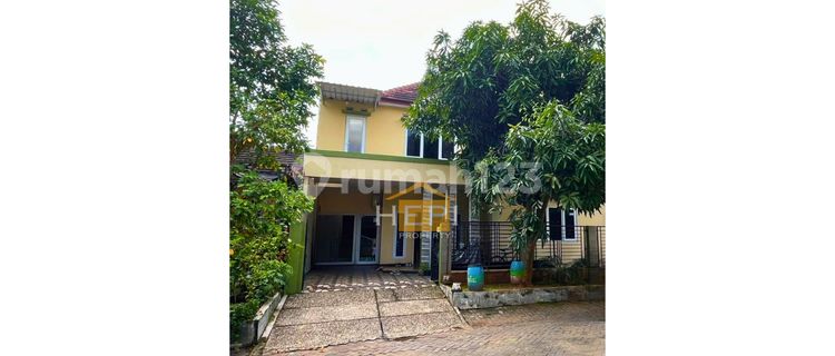 Nice House Hook in West Greenwood Semarang 1