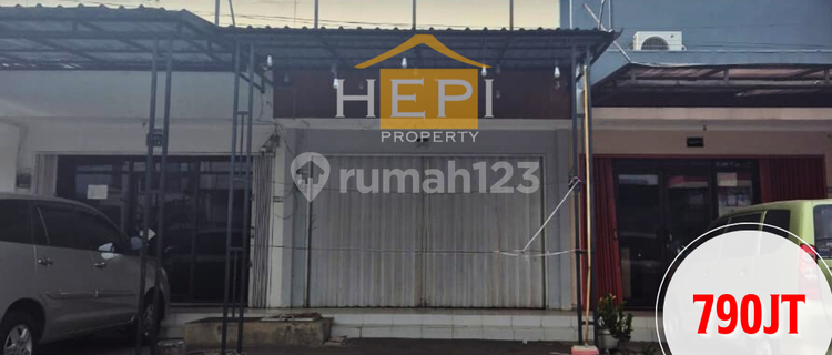 Ruko dekat THE PARK Mall, siap pakai di Semarang Indah 1