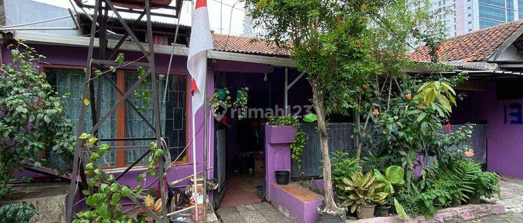 Rumah Strategis di Jalan Veteran Babakan Tangerang Kota Dengan 1