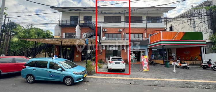 Ruko di Jalan Utama Sanur Dekat Pantai Mertasari  1