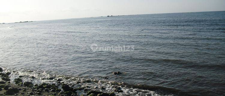 Absolute Beachfront Land In Pemutaran Bali 1