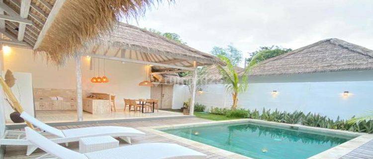 Freehold 2 bedroom Traditional Balinese Style Villa In Gili Air 1