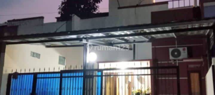 Disewakan Rumah D’Palm Residence Cipayung, Depok 1