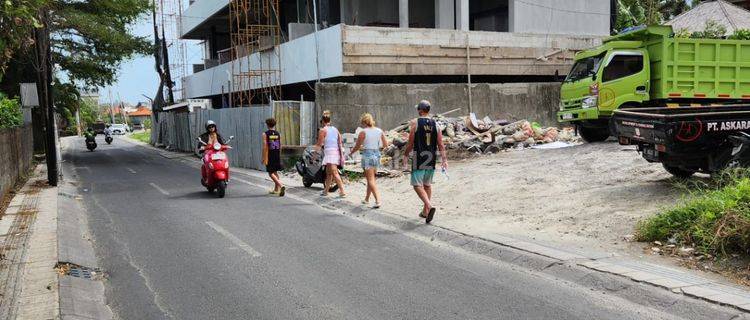 Tanah Langka Size Kecil Main Road Jalan Sri Kahyangan Berawa Canggu  1