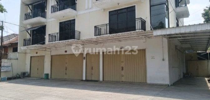 Ready-to-Use Shop House in Pesanggrahan, South Jakarta 1