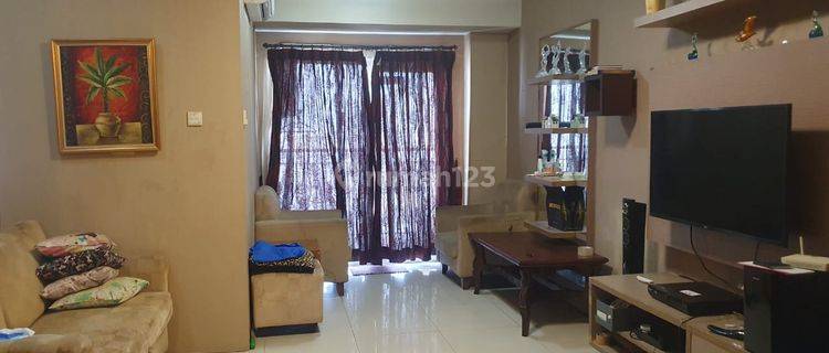 Dijual Apartemen Cosmo Mansion 2 Bedroom Lantai Tengah Furnished 1