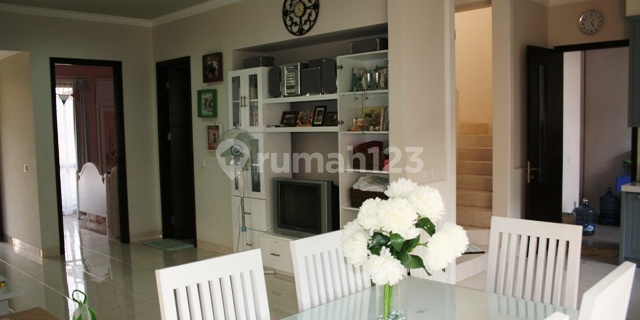 House in Allevare Foresta BSD, Neat, Ready to Occupancy, Scenic and Comfortable Location, Rarely Available. 1