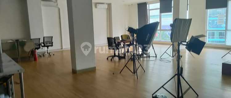 Ruko Gandeng 10X20 Kebon Kacang Jakpus Ada Lift 1