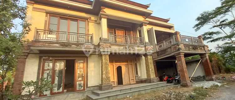 Villa For Sale With 6 Bedroom In Sukawati Gianyar Close To Bali Bird Park Bali Zoo and Central Ubud 1
