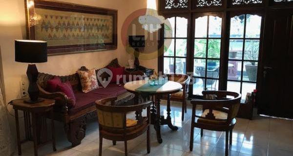 Rumah 2 Lantai Berperabotan di Batubulan, Sukawati, Dekat dengan Bali Bird Park, Bali Zoo & Living World Denpasar 1