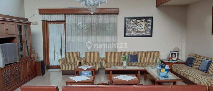 Rumah Terawat di Hegarmanah Bandung Ciumbuleuit Setiabudi Cisatu 1