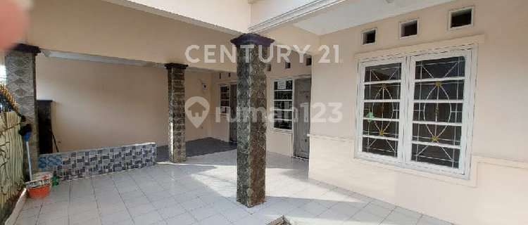 Rumah Jababeka Jalan Jaguar Unfurnished 1