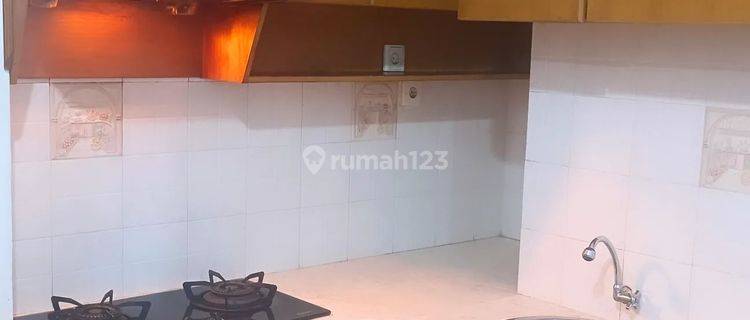 Apartemen Mediterania Gajah Mada Tipe 3 Br Semi Furnished / Full Furnished Baru Bagus Sudah Renovasi 1