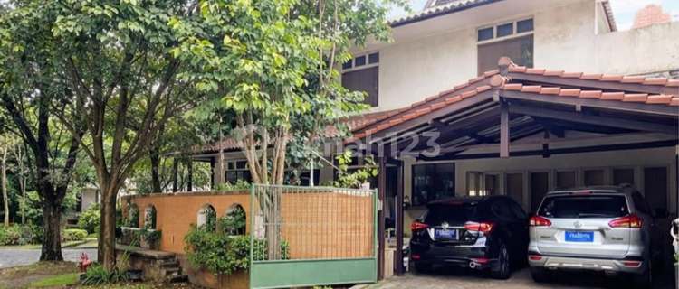 Rumah 2 Lantai Posisi Hook Dalam Komplek Elite di Pondok Indah 1