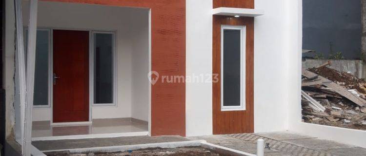 Rumah Cantik Luas Di Cluster Kota Bogor 5 menit exit tol