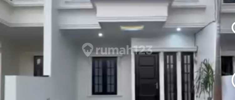 Rumah Mewah Design Classic Siap Huni di Cluster Jagakarsa Jaksel 1