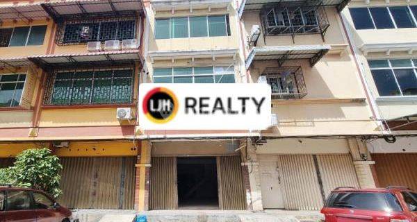Disewakan Ruko 3 Lantai Siap Pakai Di Komplek Ruko Nagoya Newtown 1