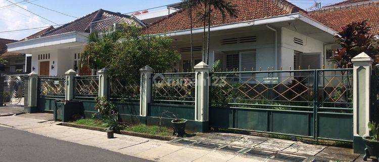 Rumah Lama 1 Lantai SHM Dekat Gedung Sate Itb Unpad Kota Bandung  1