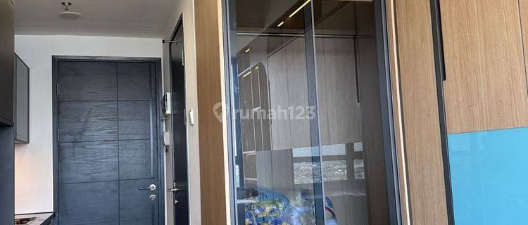 Apartment siap huni Collins Apartment 1
