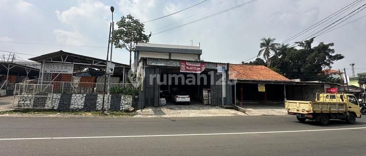 Two Adjacent Shophouses on Karadenan Main Road, Affordable Price, Partially Residential Building in Good Condition 1