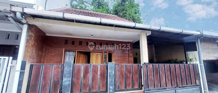 Rumah Bagus minicluster siap huni mezanin bonus kitchenset Ngasem 1