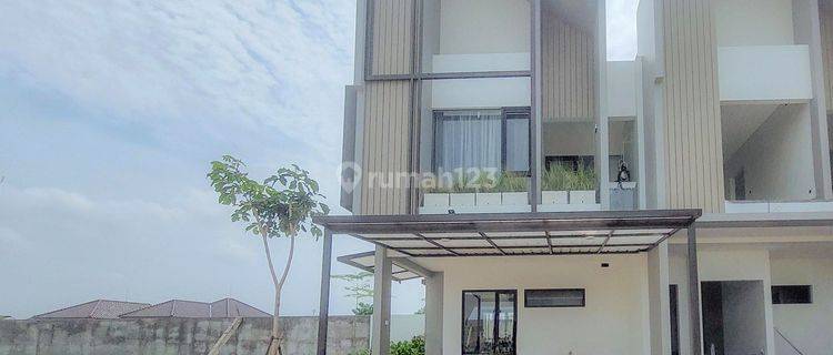 Rumah Cluster 2 Lantai Baru posisi Hoek lokasi gentan dekat luwes 1