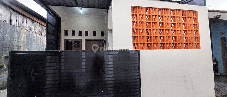 Rumah Bagus nyaman hadap Utara hoek tipes solo kota siap huni 1