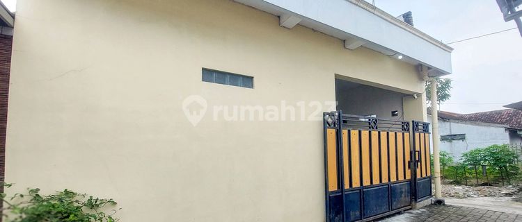Ready-to-Occupy Boarding House Near Ums Campus, Great for Investment. 1
