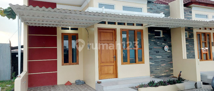 Rumah Bagus Disewakan Lokasi Gentan Dekat Akses Keramaian Nyaman 1