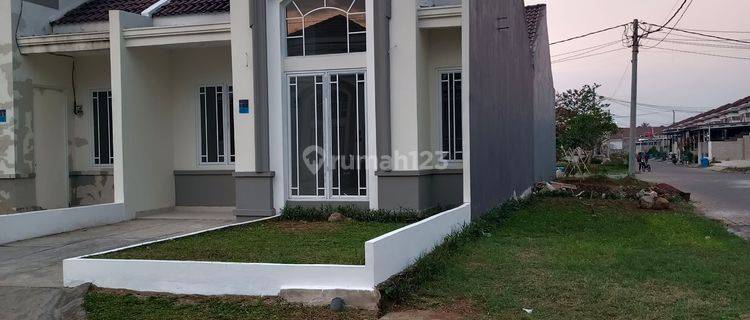 Rumah Siap Huni Luas 135 M2 Ready Tanpa Indent 1