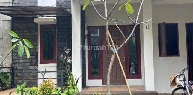 Disewakan Rumah Rafflesh Hills Cibubur  Semi Furnished Bagus 1