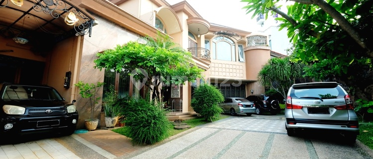 Rumah 2 Lantai SHM daerah Sultan Agung 1