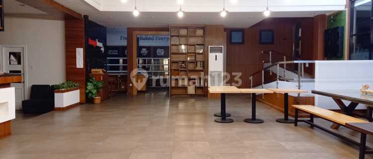 Bangunan Ex Cafe dan Resto 1