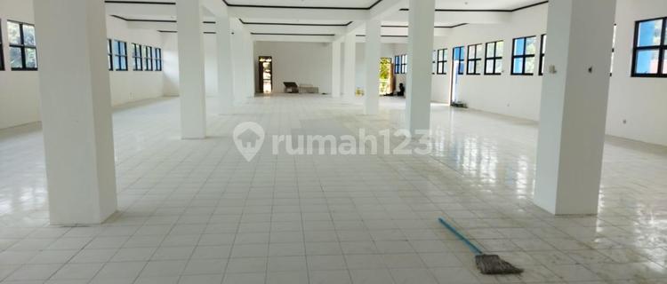 Ready-to-Use Office Building in Upper Semarang 1