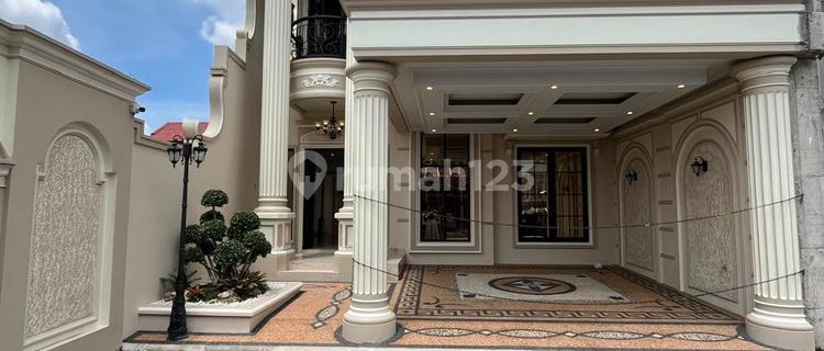 Premium 2-Storey Luxury House in Johar Mansion Housing, Corner Unit A7 with Private Pool in Banyuraden Gamping Sleman 1