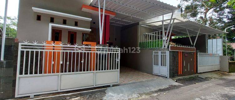 Rumah Baru Cantik Minimalis Manis Di Barat Pasar Sleman Dan Pemda Sleman Jalan Letkol Subadri Sleman 1