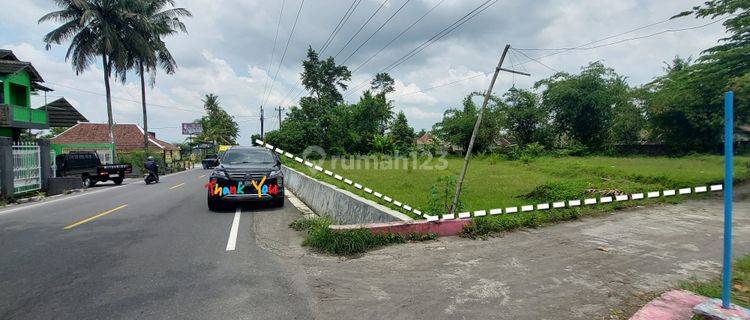 TANAH ISTIMEWA STRATEGIS BANGET COCOK UNTUK USAHA DI JALAN CANGKRINGAN DEKAT EXIT TOL 1