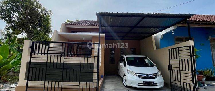 MURAH BANGET! RUMAH BARU SIAP HUNI - CANTIK MENARIK DI DEKAT PASAR STAN MAGUWOHARJO DEPOK SLEMAN 1