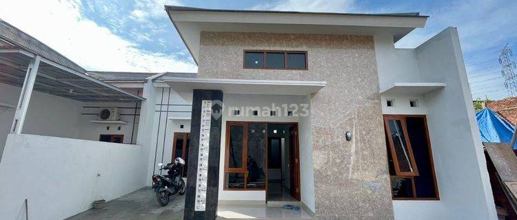 DEKAT KE KOTA JOGJA .. OPEN 5 UNIT ! GRIYA TOM BIMA (GTB) .. SIAP BANGUN 4 BULAN .. RUMAH CANTIK LIMASAN - DALAM PERUMAHAN LOKASI SANGAT STRATEGIS DEKAT GIWANGAN DAN KAMPUS UAD TERPADU .. 1