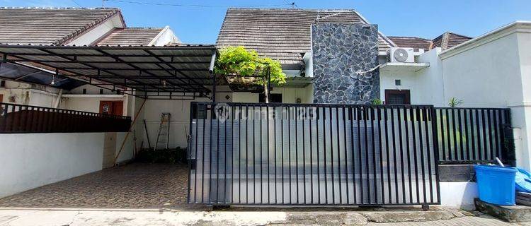 RUMAH CANTIK ASRI DAN NYAMAN DI DALAM PERUMAHAN AYODYA CITRA MAGUWOHARJO DEPOK SLEMAN 1