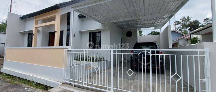 RUMAH BARU CANTIK MINIMALIS SIAP HUNI DI MARGOAGUNG SAYEGAN SLEMAN DEKAT POLSEK SAYEGAN 1