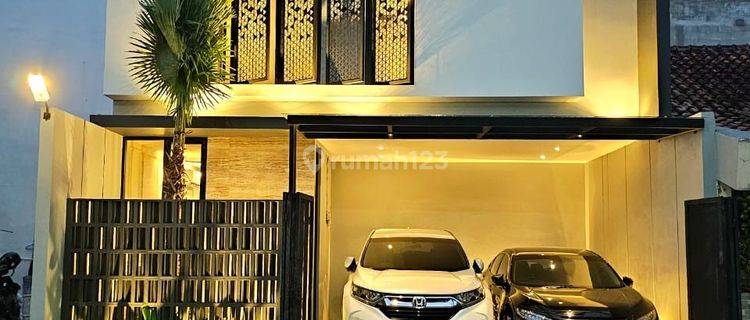 RUMAH MODERN KONTEMPORER 2 LANTAI FULL FURNISHES DI DEKAT KAMPUS BUDI MULIA TAJEM MAGUWOHARJO 1