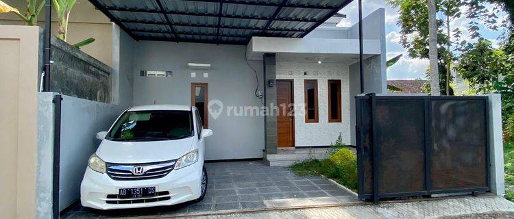 RUMAH BARU CANTIK LIMASAN DI KRAPYAK JALAN KALIURANG KM 9 WEDOMARTANI NGEMPLAK SLEMAN 1