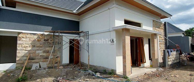 RUMAH BARU 3 UNIT MEWAH LIMASAN HARGA MURAH AREA PERUMAHAN DI JALAN KALIURANG KM 13 DEKAT PASAR JANGKANG NGEMPLAK SLEMAN 1