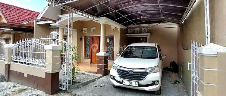 RUMAH CANTIK ISTIMEWA - HARGA MURAH DENGAN TANAH LUAS DI SIDOARUM GODEAN SLEMAN DEKAT BANTULAN 1